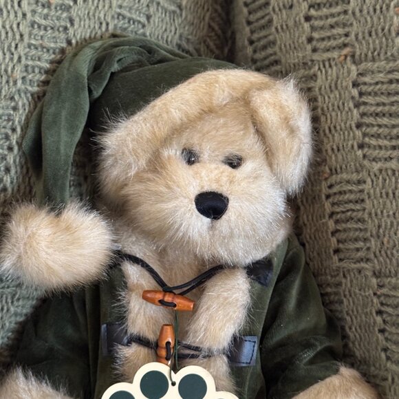 NWT - Bearington Collection “Ives” Plush Teddy Bear Holiday Green Coat & Hat - Picture 3 of 4